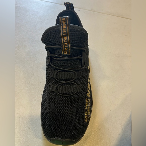 Black running/walking shoes - Picture 3 of 4